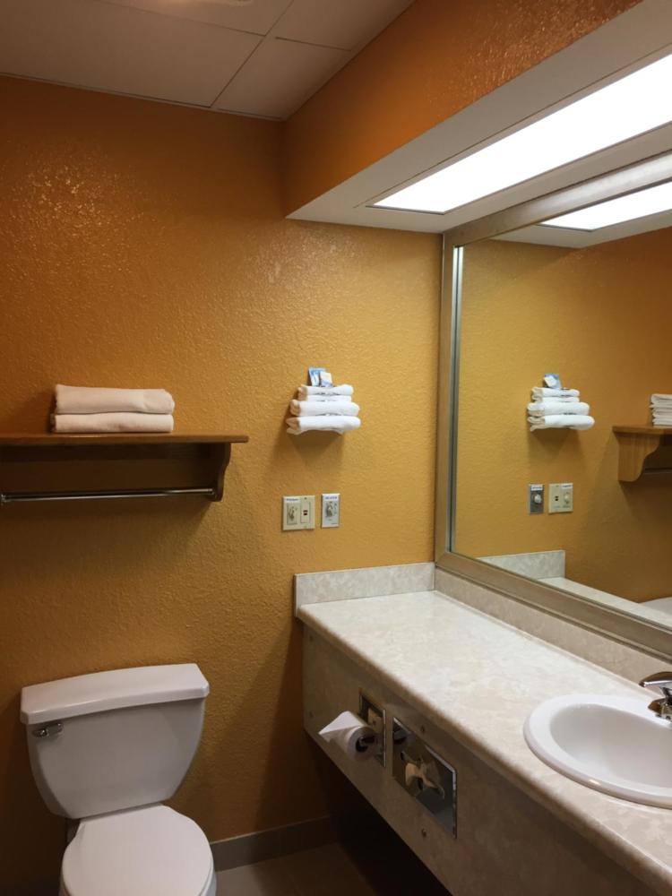 Two Queen Suite - Non-Smoking interior